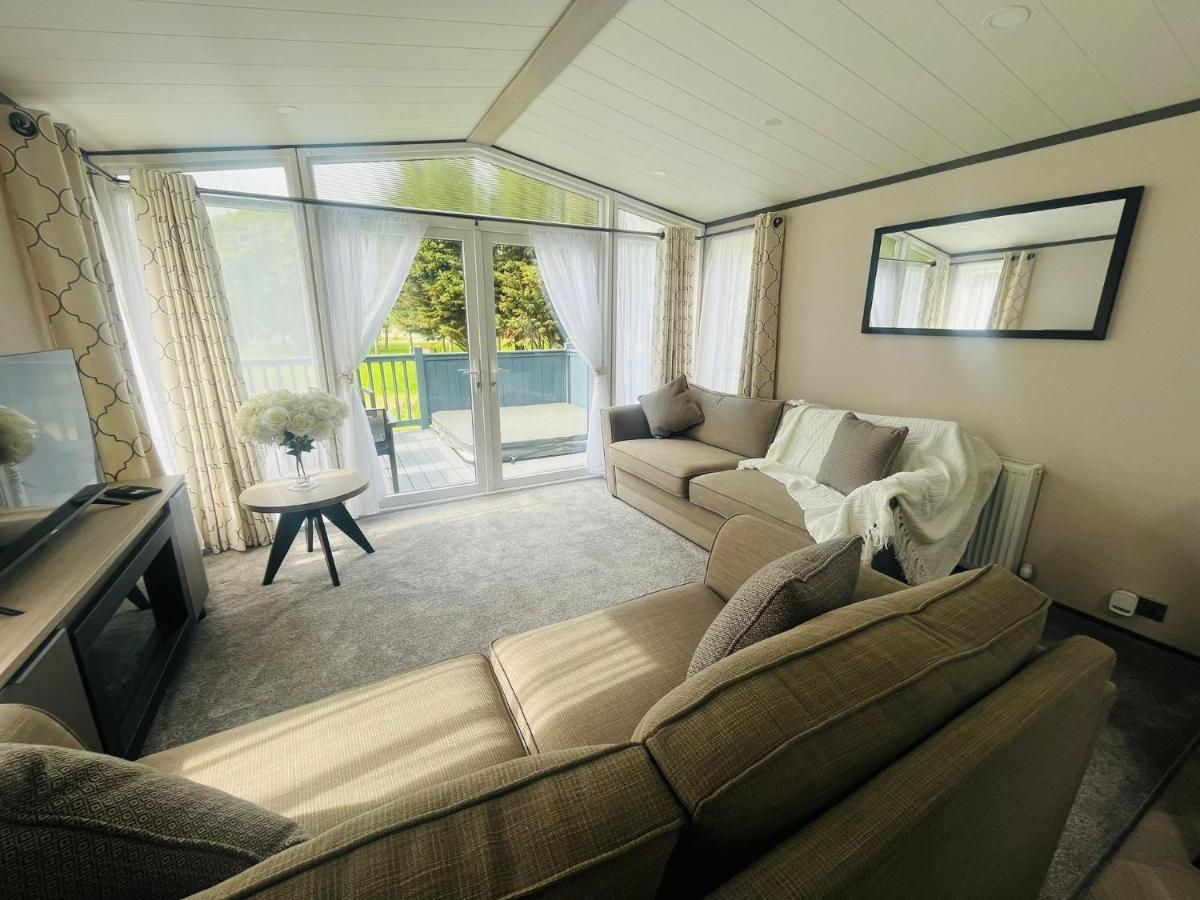 The Kestrel With Hot Tub Vakantiehuis York